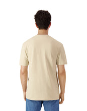 Lade das Bild in den Galerie-Viewer, Gildan Light Cotton Adult T-Shirt
