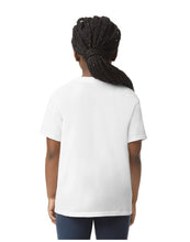 Lade das Bild in den Galerie-Viewer, Gildan Light Cotton Youth T-Shirt
